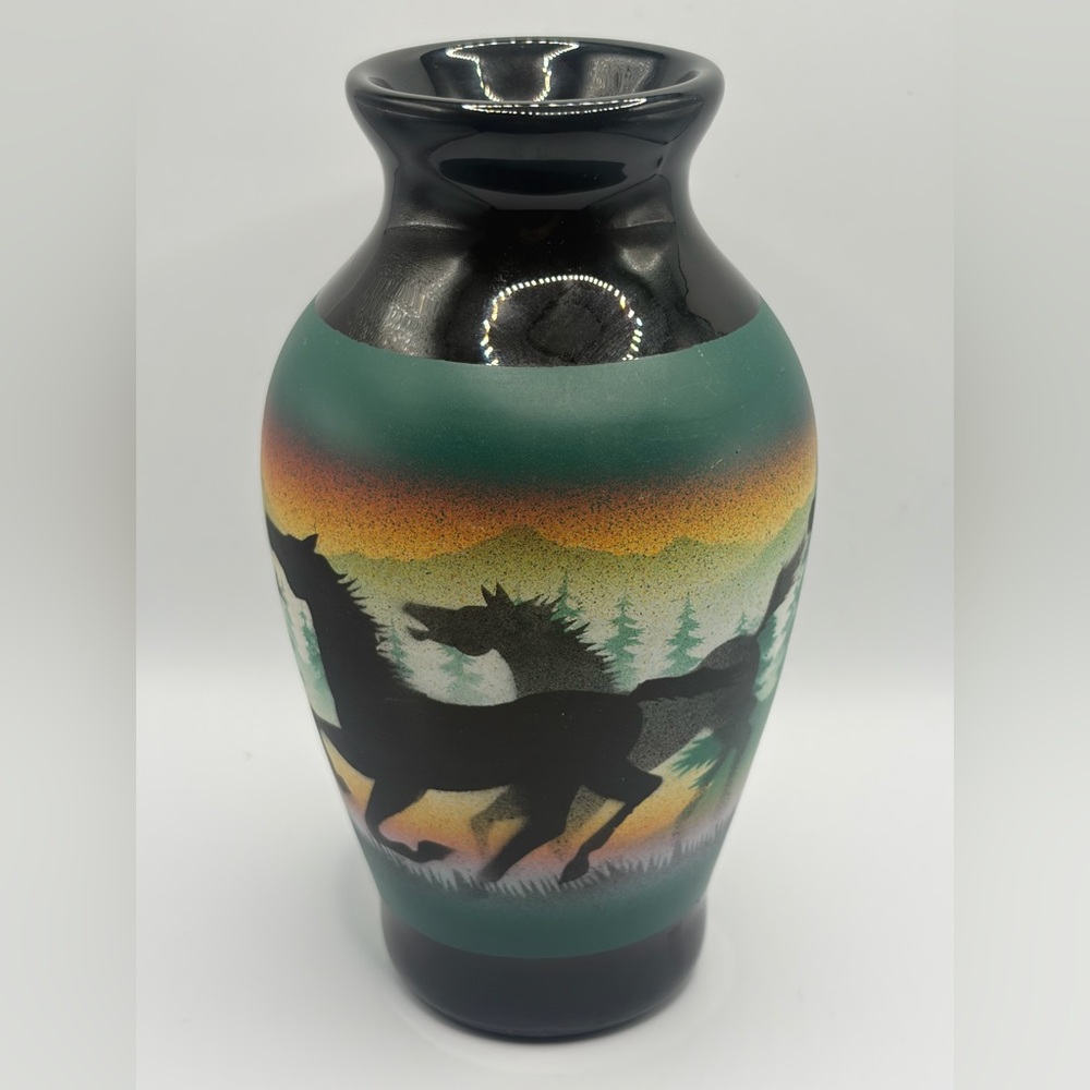 Benally Dine Signed Cedar Mesa Native American Made Pottery Wild Horses Vase